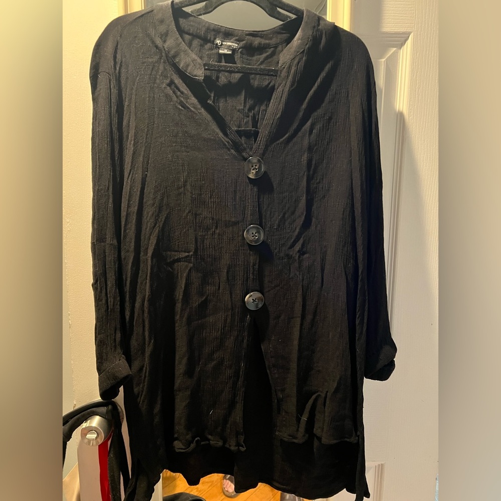 New Directions Black Textured Top